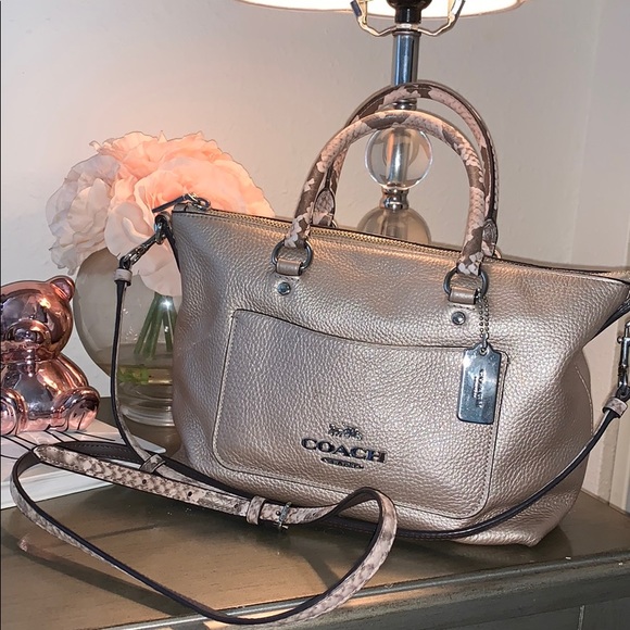 COACH - Picture 2 of 3